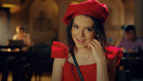 Cântăreața Cleopatra Stratan La Aniversare Video Europa Fm