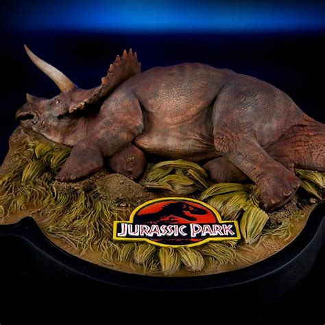 Sick Triceratops Jurassic Park Time To Collect