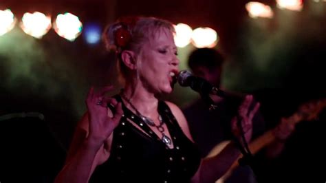 Hazel O Connor Eighth Day Live At Chinnerys Southend 13 10 12