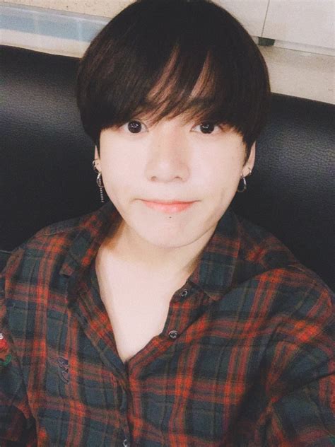BTS Jungkook's New Haircut Leaves ARMYs JungSHOOK With The ...