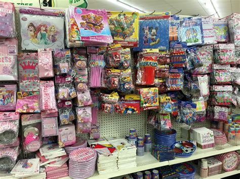 19 Things You Should Always Buy at the Dollar Store or Else You Will