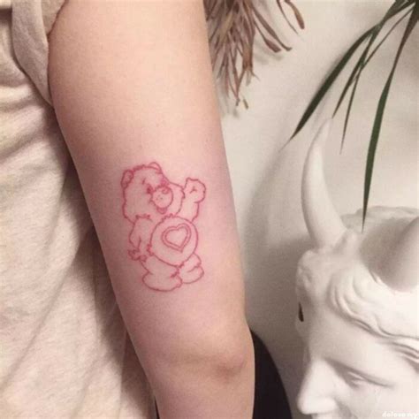 15 Tatuajes ‘aesthetic Para Llenar Tu Vida De Rosa Pink Tattoo