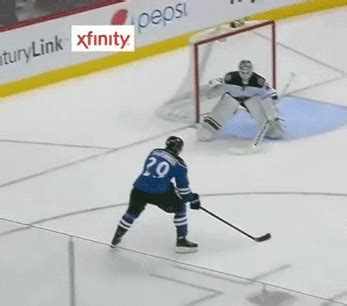 The gif dimensions 320 x 180px was uploaded by anonymous user. colorado avalanche nathan mackinnon gif | WiffleGif