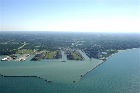 Ashtabula Harbor in Ashtabula, OH, United States - harbor Reviews