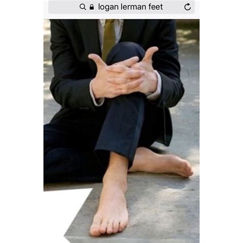 Logan Lerman Feet Logan Lerman Eye Color Dadane
