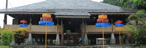 Namun tentu masih memiliki keunikan tersendiri yang membuatnya begitu khas. Rumah Adat Bangka Belitung Lengkap Jenis Dan Fakta Menarik