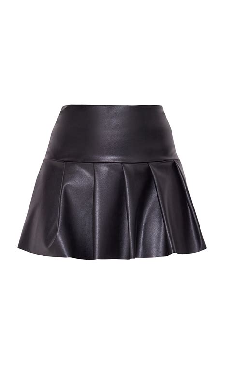 Black Faux Leather Pleated Micro Mini Skater Skirt Prettylittlething Usa