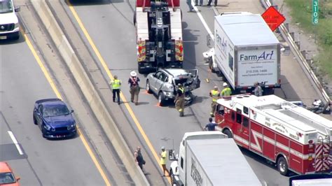 Philadelphia Traffic Multi Vehicle Crash Shuts Down Pennsylvania