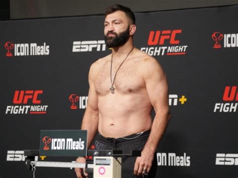 Andrei Arlovski Hits 40 Fights In Ufc Gets Dontale Mayes On June 3
