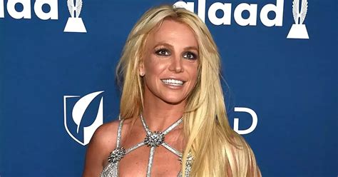 Britney Spears Explains The Meaning Behind Her Nude Instagram Photos