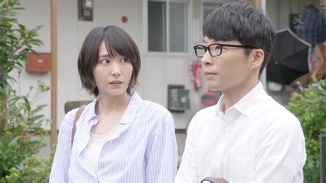 《月薪嬌妻 2》臨時喊停!新垣結衣與星野源預計於今年 6 月閃婚？ 有國民老婆之稱的日本女星新垣結衣，去年因日劇《月薪嬌妻》人氣爆棚，同時也順勢捧紅了劇中男主角星野源。 由於收視實在太好，有不少粉絲期待續集出現，而劇組方面也正在積極籌備當中，不過，現. 《月薪嬌妻》除了萌以外告訴我們的愛情、工作與人生哲學 | Marie Claire 美麗佳人