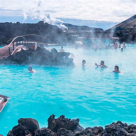 En vulkan i nærheden af bjerget fagradalsfjall omkring 30 kilometer fra islands hovedstad, reykjavik, er gået i udbrud. Tour: Reykjaviks og Islands seværdigheder | Hurtigruten DK
