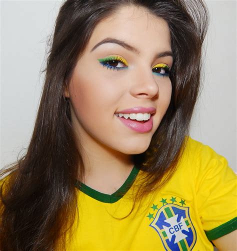 Pink Make Maquiagem Para A Copa Do Mundo Opção 2 Cores Do Brasil