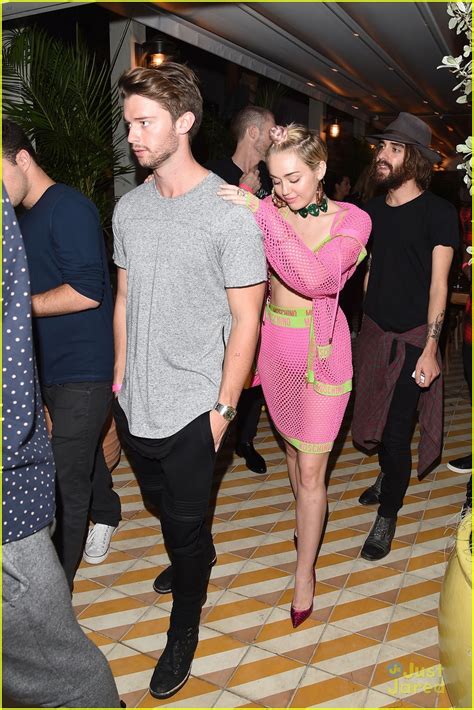 Full Sized Photo Of Miley Cyrus Patrick Schwarzenegger Jeremy Scott Miami Party Miley Cyrus