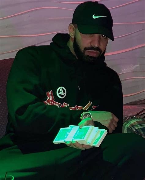 To his debut album, drake revealed to y.c radio 1 that thank me later was a rushed album also appeared on the cover of the fader for their 100th issue.153. Pin by Codexx on Vlone Gallery in 2020 | Drake wallpapers ...
