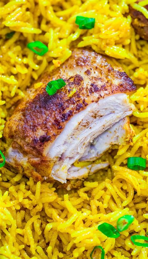 Chicken And Yellow Rice Skillet Cooktoria