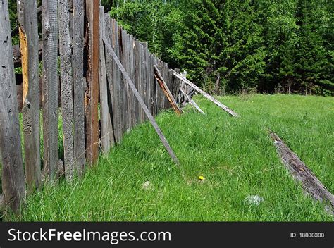 Wood Proped Up Fence Free Stock Photos Stockfreeimages