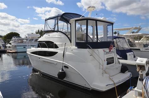 2005 Meridian 368 Aft Cabin Power Boat For Sale