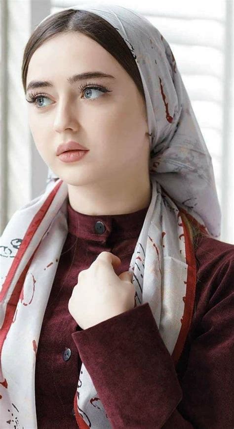 Pin By Saeid Gh On Rosto Angelical Muslim Beauty Beautiful Hijab Arab Beauty