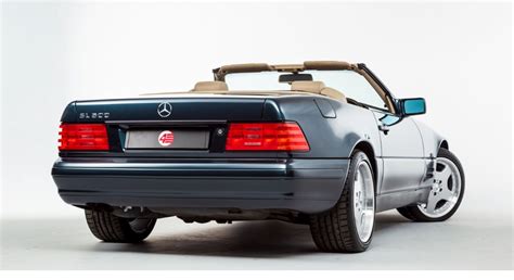 In order to stay in line with competition, the car received new head and taillights as well as a range of standard. This Mercedes R129 SL500 Is A Piece Of Royal History ...