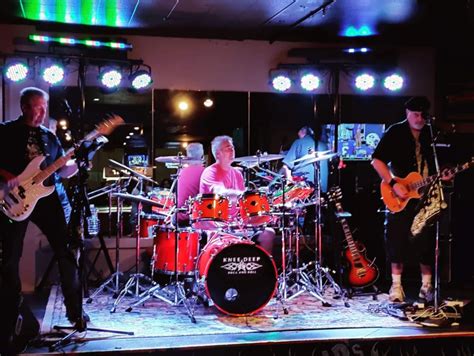 Hire Knee Deep Band Seattle Cover Band In Seattle Washington