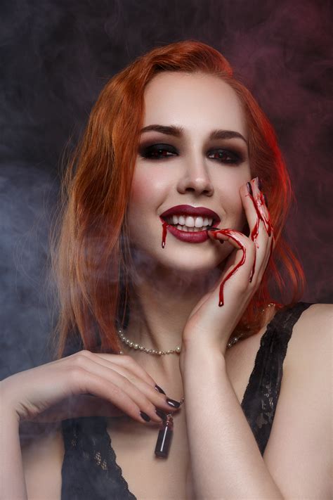 Vampiro Maquillaje De Vampiresa Para Niña Paso A Paso - Niños Relacionados