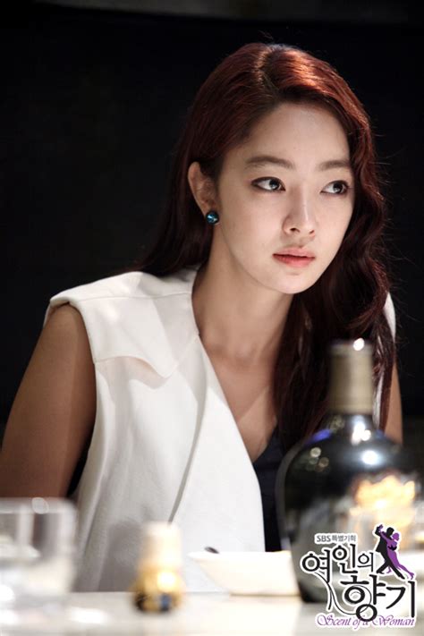 Watch scent of a woman ep online streaming with english subtitles free ,read scent of a woman casts or reviews details. Scent of a Woman - Korean Drama - AsianWiki