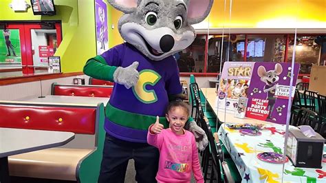 Chuck E Cheese Family Fun Playtime! Arcade Games and Indoor Play Area