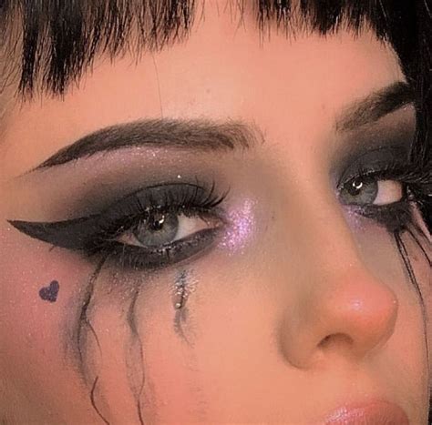 Player debug information can't play anything? aesthetic , sad , makeup , dark , edgy , grunge , girl ...