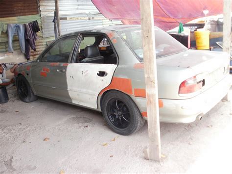 Aisyah kena jolok dlam kereta. FMA AUTO ENTERPRISE: proses mengecat badan luar kereta sahaja