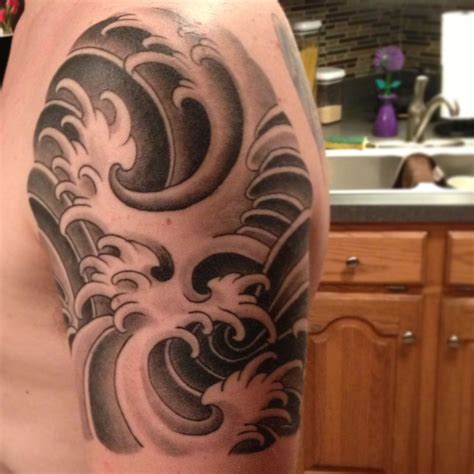 Pin By Tim Lam On Tattoos Waves Tattoo Japanese Waves Japanese Wave