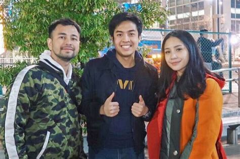 Seperti halnya dengan jerome polin sijabat yang merupakan youtuber muda yang sukses dengan konten menarik. Habiskan Rp 30 Juta, Raffi Ahmad dan Nagita Slavina ...