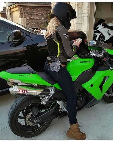 pin von michael massow auf cool women damen motorrad motorrad mädchen motorrad fahren