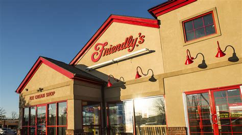 Restaurant Chain Friendly's Becomes Latest to File for Bankruptcy | Complex