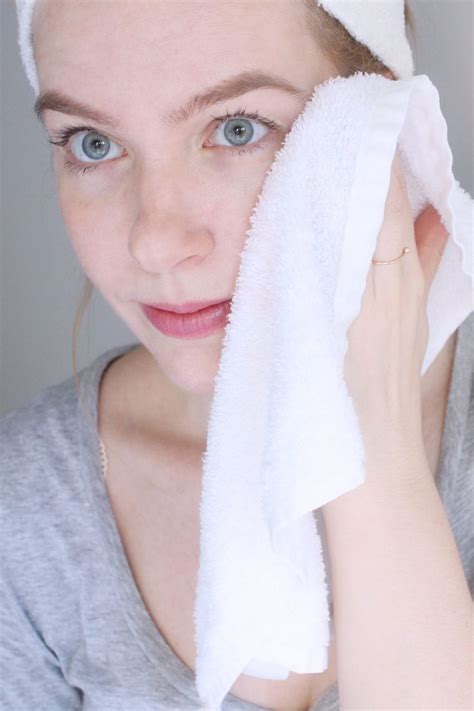 The Oil Cleansing Method How To Wash Your Face With Oil The Right Way And What It Can Do For