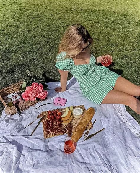 Picnic Date Outfits Picnic Outfit Summer Date Outfit Summer Summer Outfits Picnic Theme