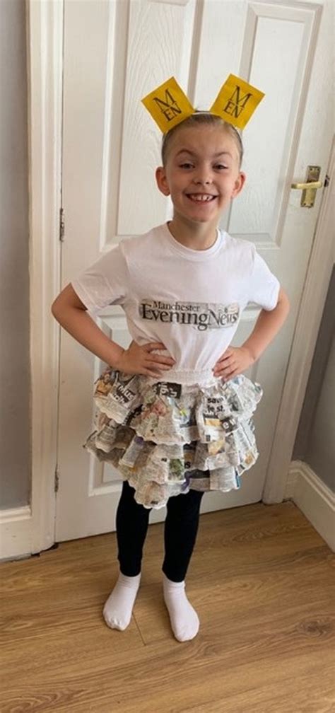 A Seven Year Old Girl Had To Choose A Manchester Fancy Dress For