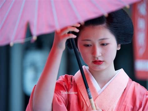 Fukuno, Kawayoshi Okiya, Miyagawacho | Japanese beauty, Geisha, Photo