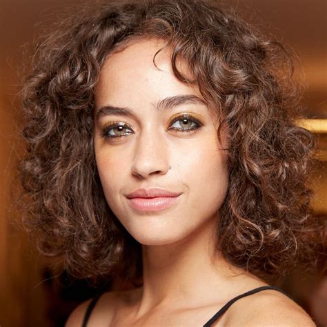 How To Keep Curls Overnight 6 Tips To Preserve Your Curls While