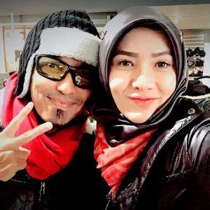 Join facebook to connect with liza siti and others you may know. Biodata Siti Elizad, Pelakon Wanita Berasal Dari KL | Azhan.co