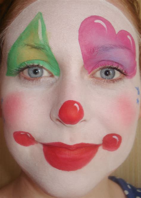 Face Painter Daniella Wood Clown Face Paint Clown Faces Face Painting
