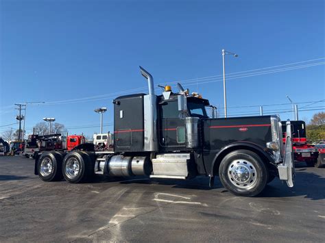 Used 2013 Peterbilt 389 Sleeper For Sale Sold Midwest Truck Group