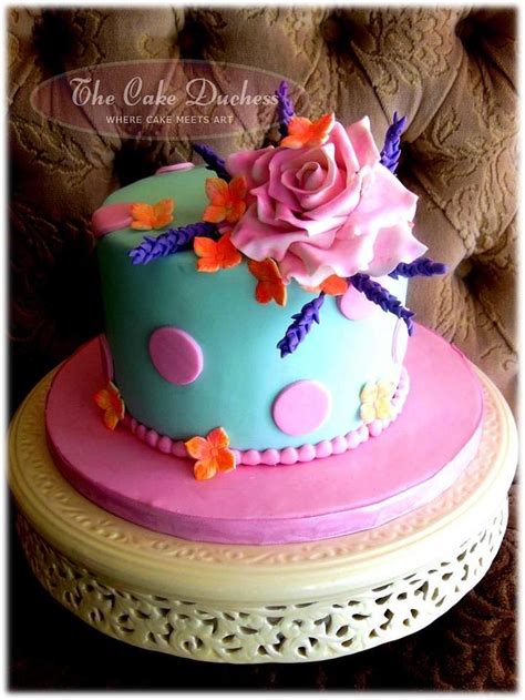 Flowers In Pastels Decorated Cake By Sumaiya Omar The Cakesdecor