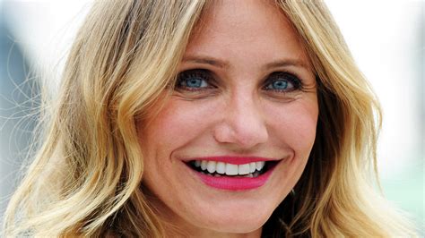 Cameron Diaz Recreates Hair Gel Scene From Something About Mary And