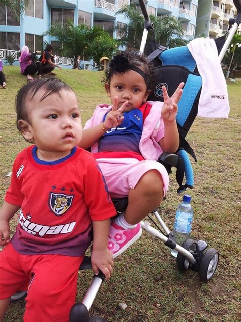 Peringkat perkembangan manusia adalah sebagaimana berikut: Mya El Qayreena Azryan: Sukaneka ...kanak-kanak # family day