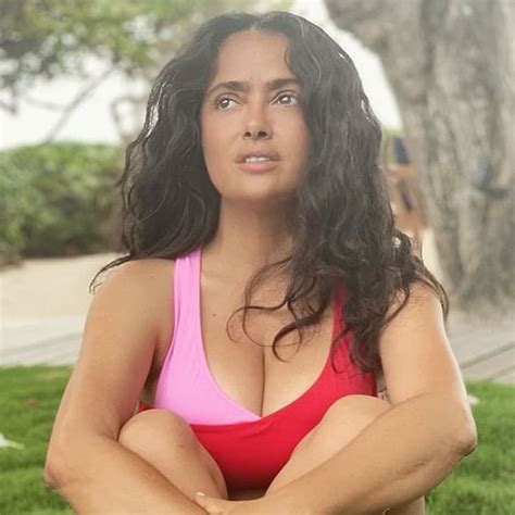 Sexy Salma Hayek Revisits Her After The Sunset Days With A Sizzling