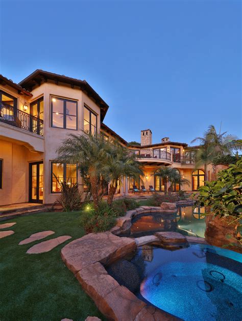 Southern California Luxury Home Exterior With Pool Luxury Homes