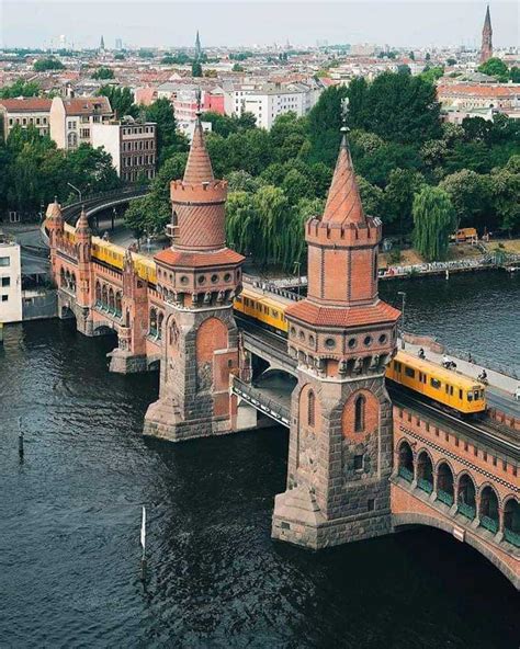 Solve Oberbaum Bridge Berlin Germany Jigsaw Puzzle Online With 130 Pieces