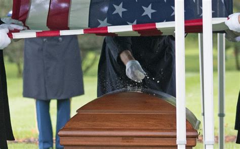 5 Wwii Airmen Who Died During Mission In Germany Buried Together At Arlington Stars And Stripes