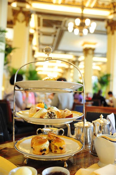 Manage your video collection and share your thoughts. 司徒隨想曲: 半島High Tea